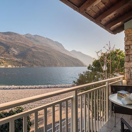 Casa Toblini Al Lago On The Beach Torbole Sul Garda Extérieur photo