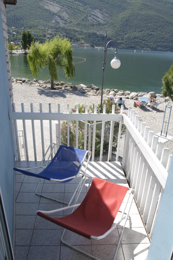 Casa Toblini Al Lago On The Beach Torbole Sul Garda Extérieur photo